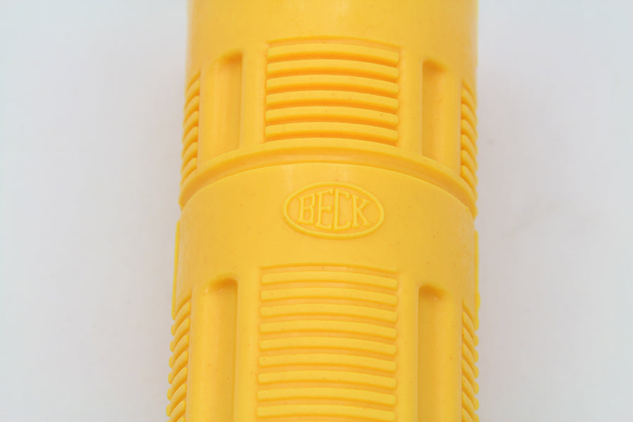 Yellow Beck Plastic Grip Set