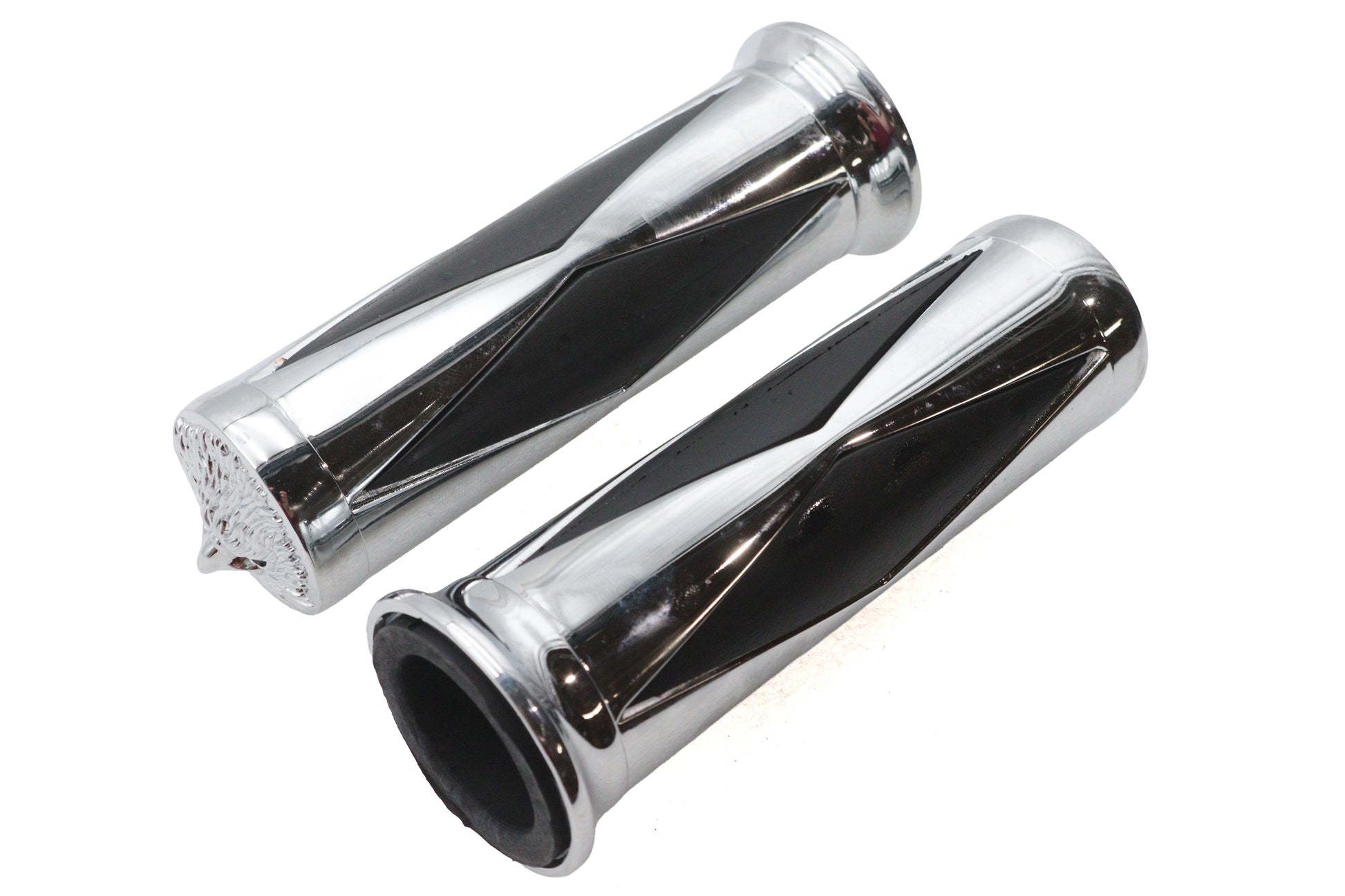 Ultima Diamond Style Grip Set with Chrome Eagle End Cap