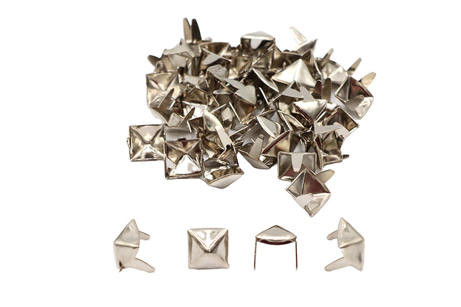 3/8 Pyramid Saddlebag Spots Bright Nickel