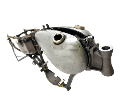 WR 45 2.5 Gallon Gas Tank Set