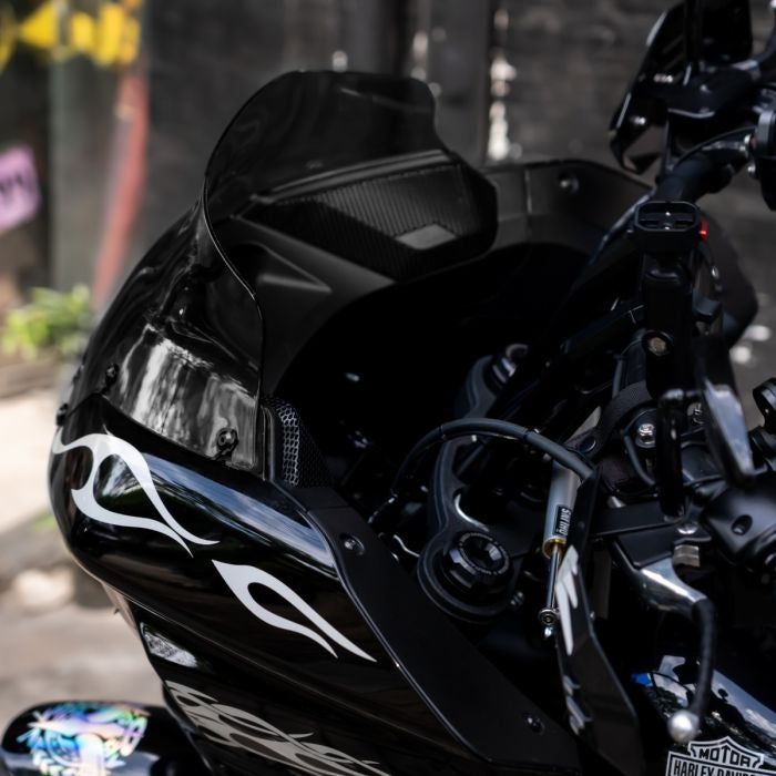 HOGWORKZ® Flowz™ 6" Windshield for Harley® Low Rider ST '22+ in Smoke on Low Rider St