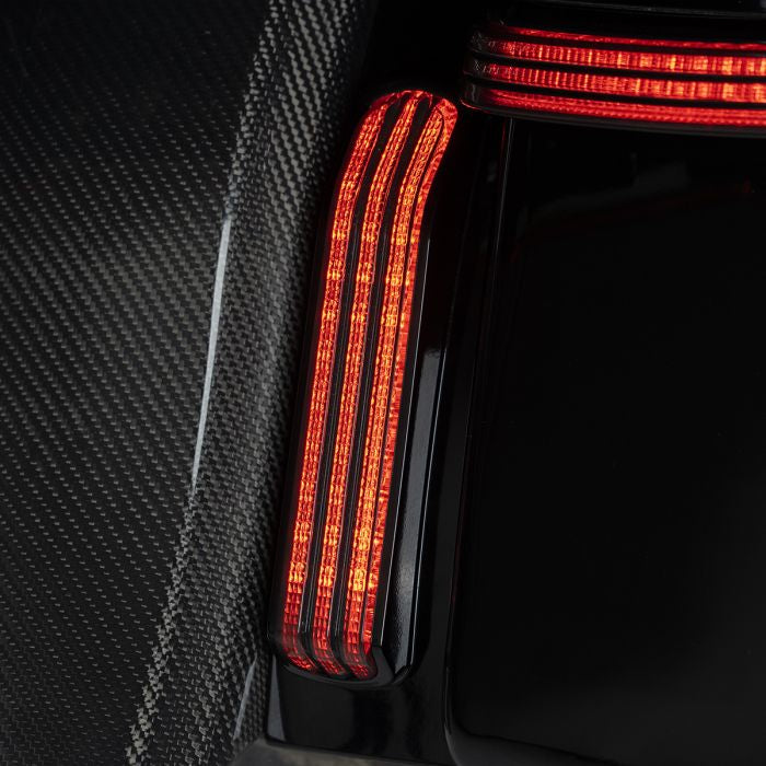 Color Matched HOGWORKZ® Illumina Flush Fender LED System for Harley® Touring close up