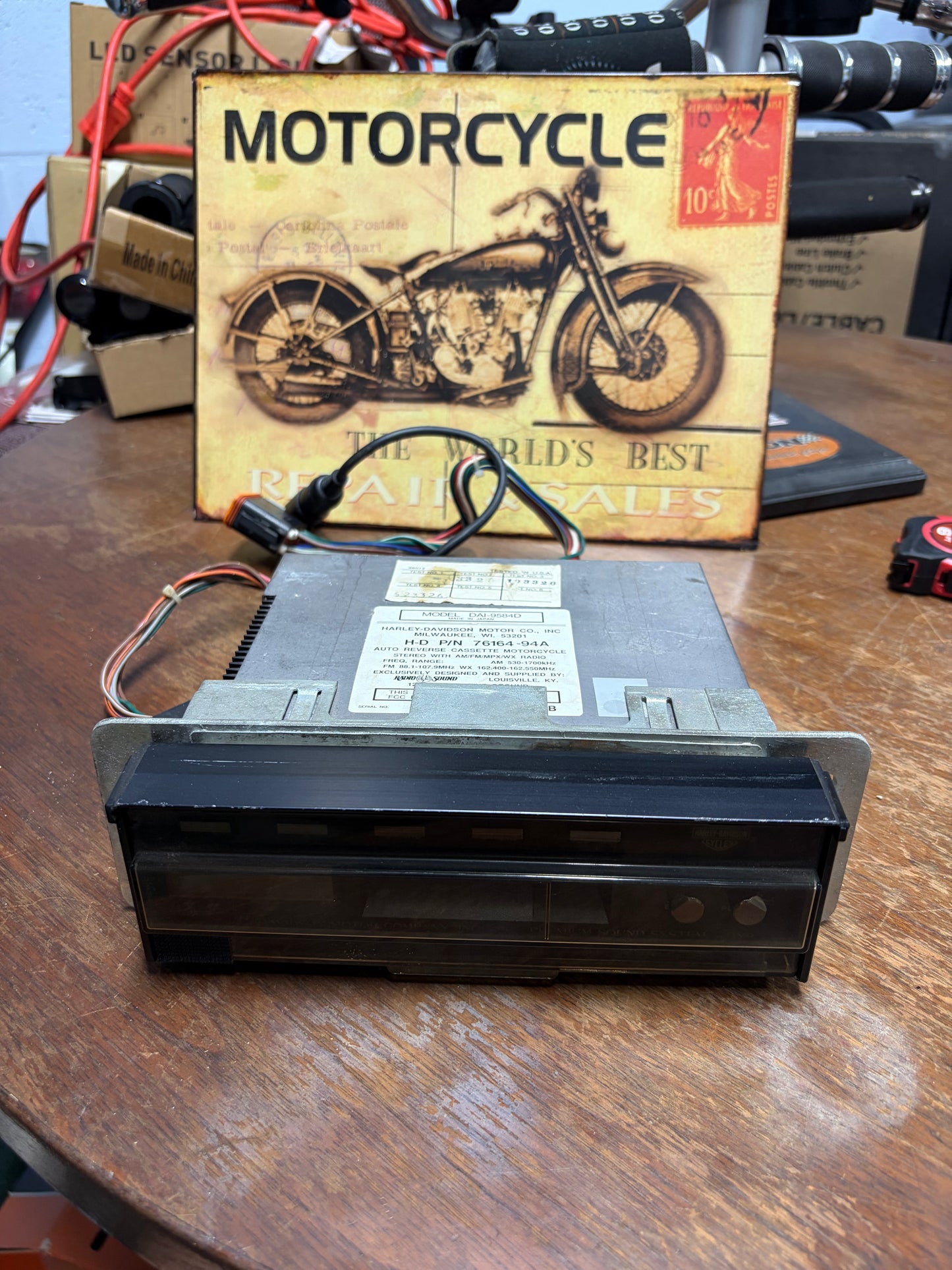 Harley 76164-94A AM/FM Auto Reverse Cassette Radio w/ Wiring Used