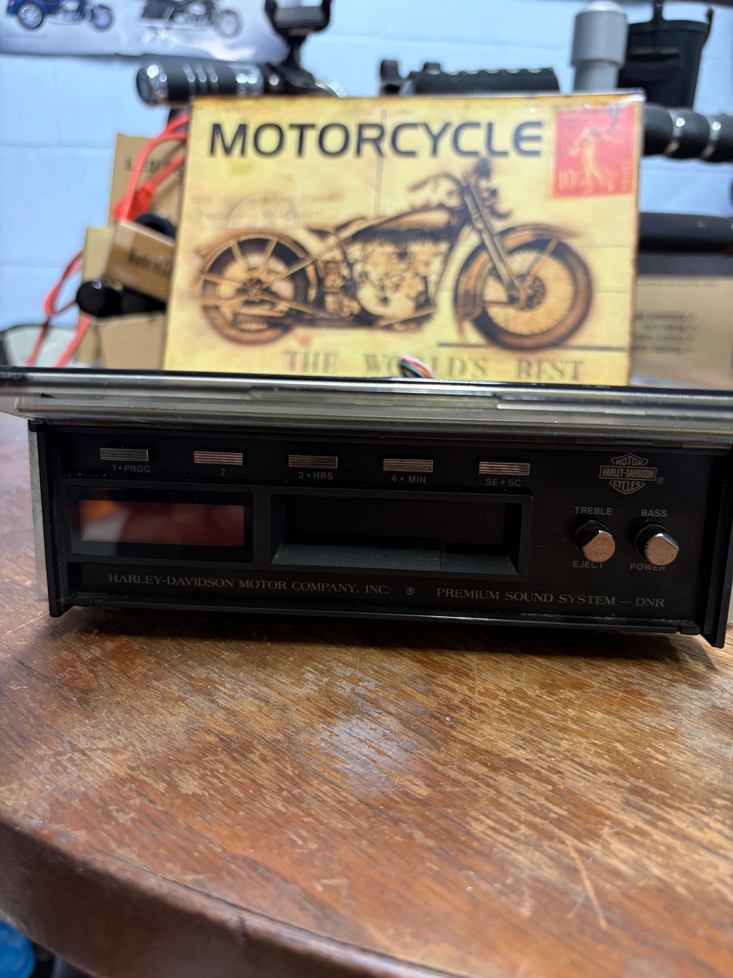 Harley 76164-94A AM/FM Auto Reverse Cassette Radio w/ Wiring Used