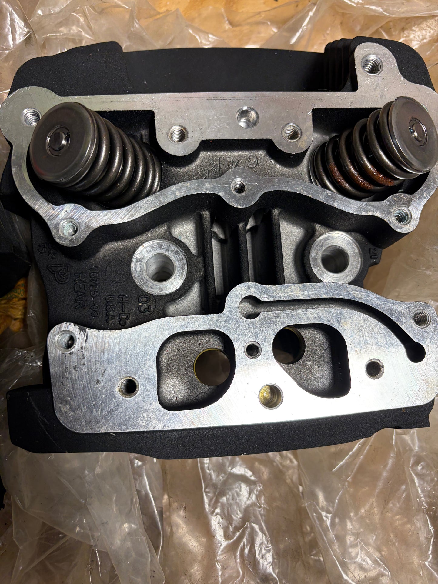 Harley Twin Cam 88 OEM Cylinder Heads 16723-99 16725-99 1999-06