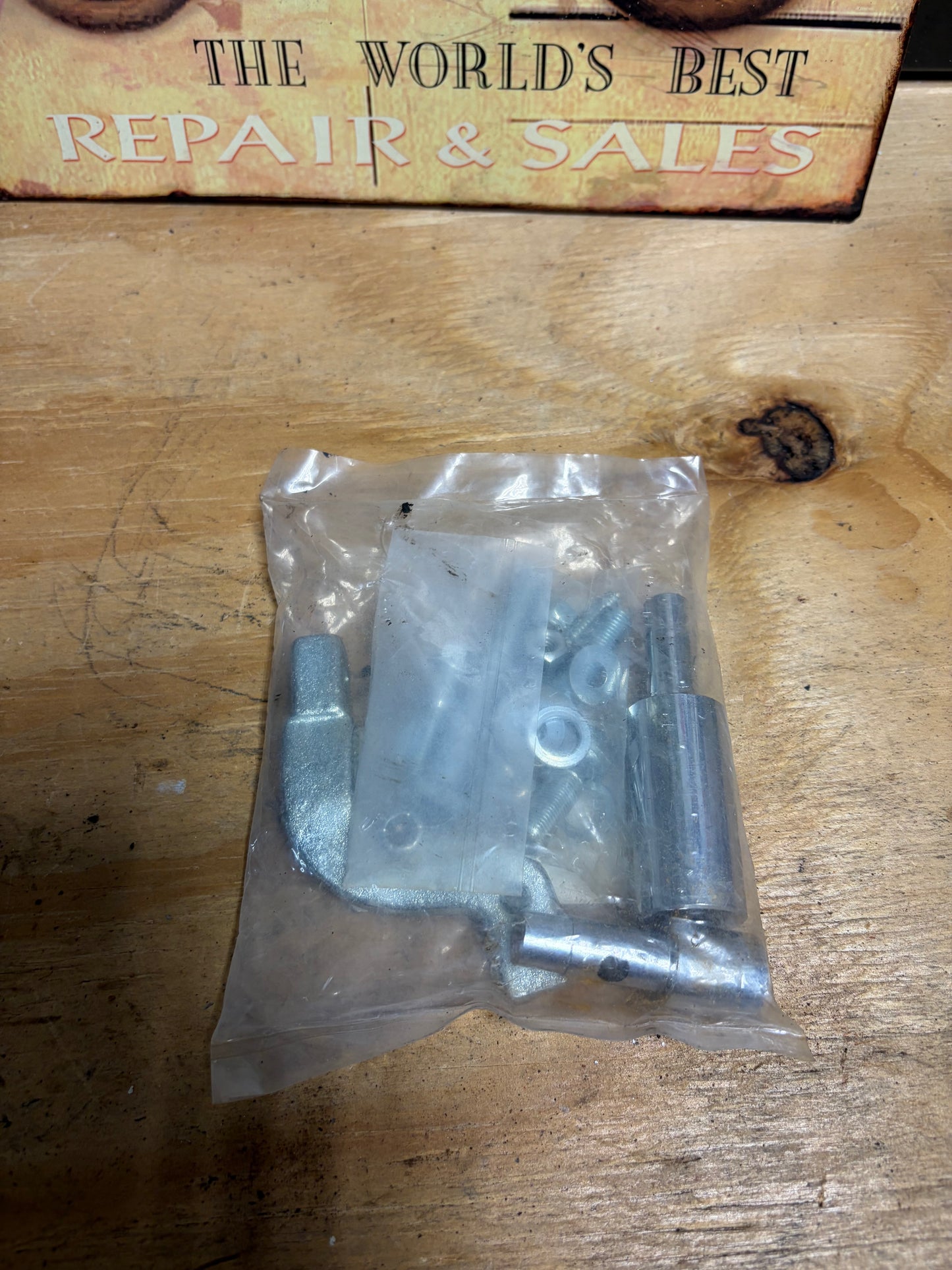 V-Twin 27-0606 Footboard Mounting Kit Harley FL FXE 1965-84 NOS
