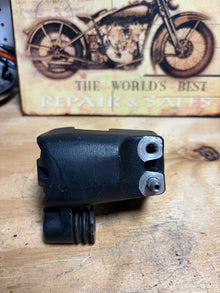 Harley OEM Front Left Brake Caliper 44046-84C Evo Big Twin XL 1984-99