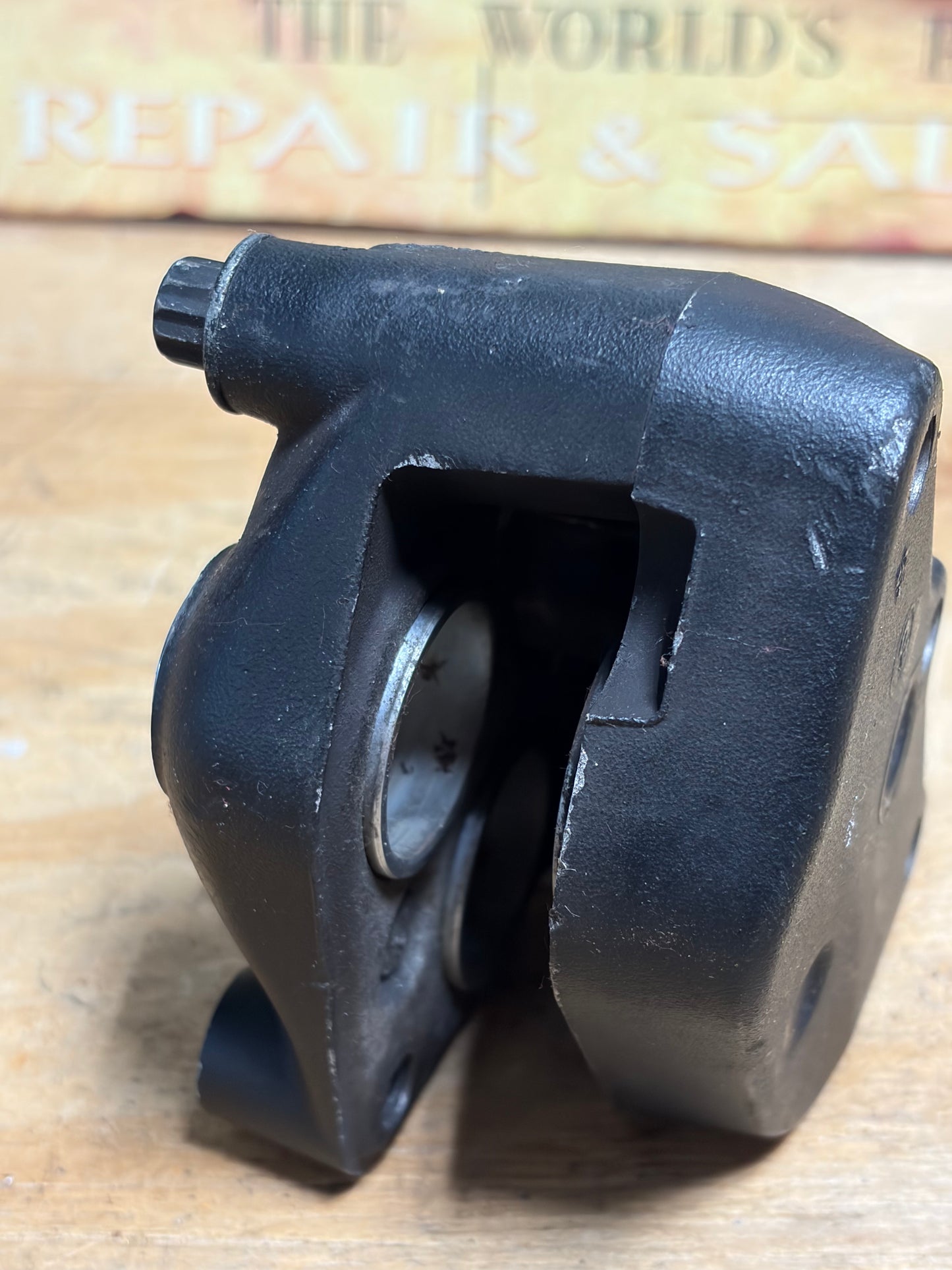 Harley OEM Front Left Brake Caliper 44046-00D 2000-07 Big Twin XL