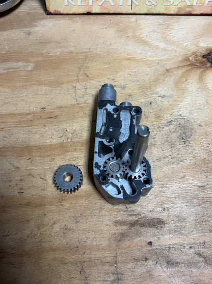Harley OEM Shovelhead Oil Pump Assembly 26219-68B 1968-84 Used