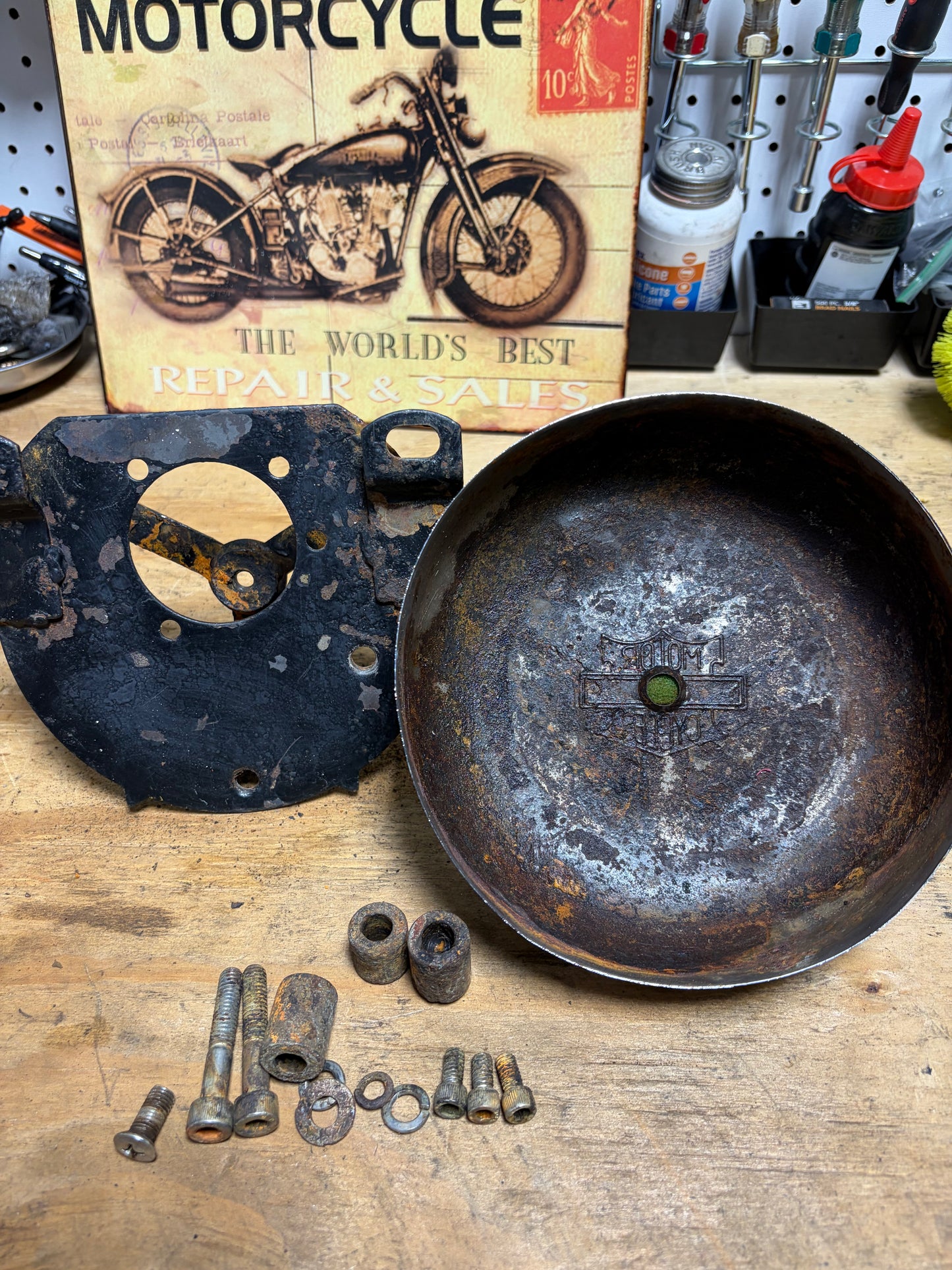 Harley Evolution 7in Round Air Cleaner Assembly