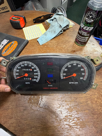 Harley OEM 1996 FLTCUI Touring Instrument Panel Speedometer 67000-96