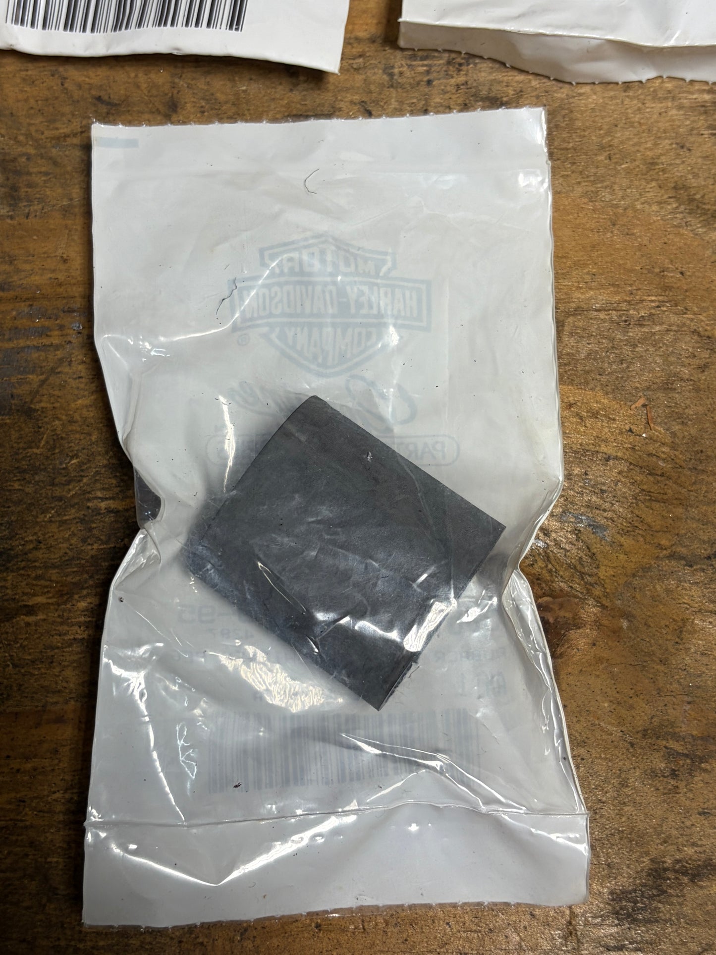 Genuine Harley Rubber Cushions – New Lot of 9 – P/N 50678-95