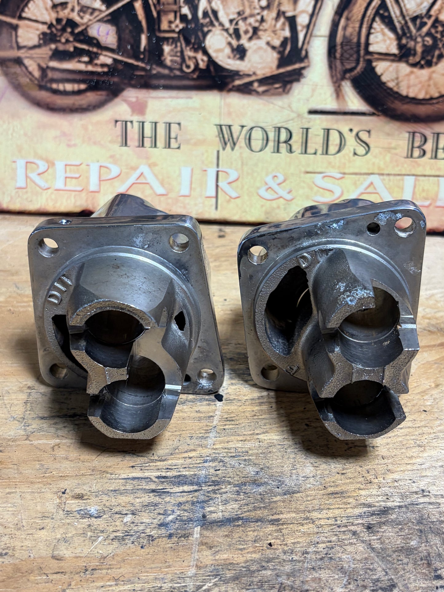 Aftermarket Chrome Harley Big Twin Lifter Blocks – Pair – Used Project Parts