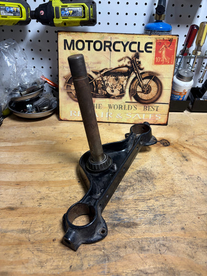 Harley 39mm Narrow-Glide Lower Triple Tree CF4301 - Sportster