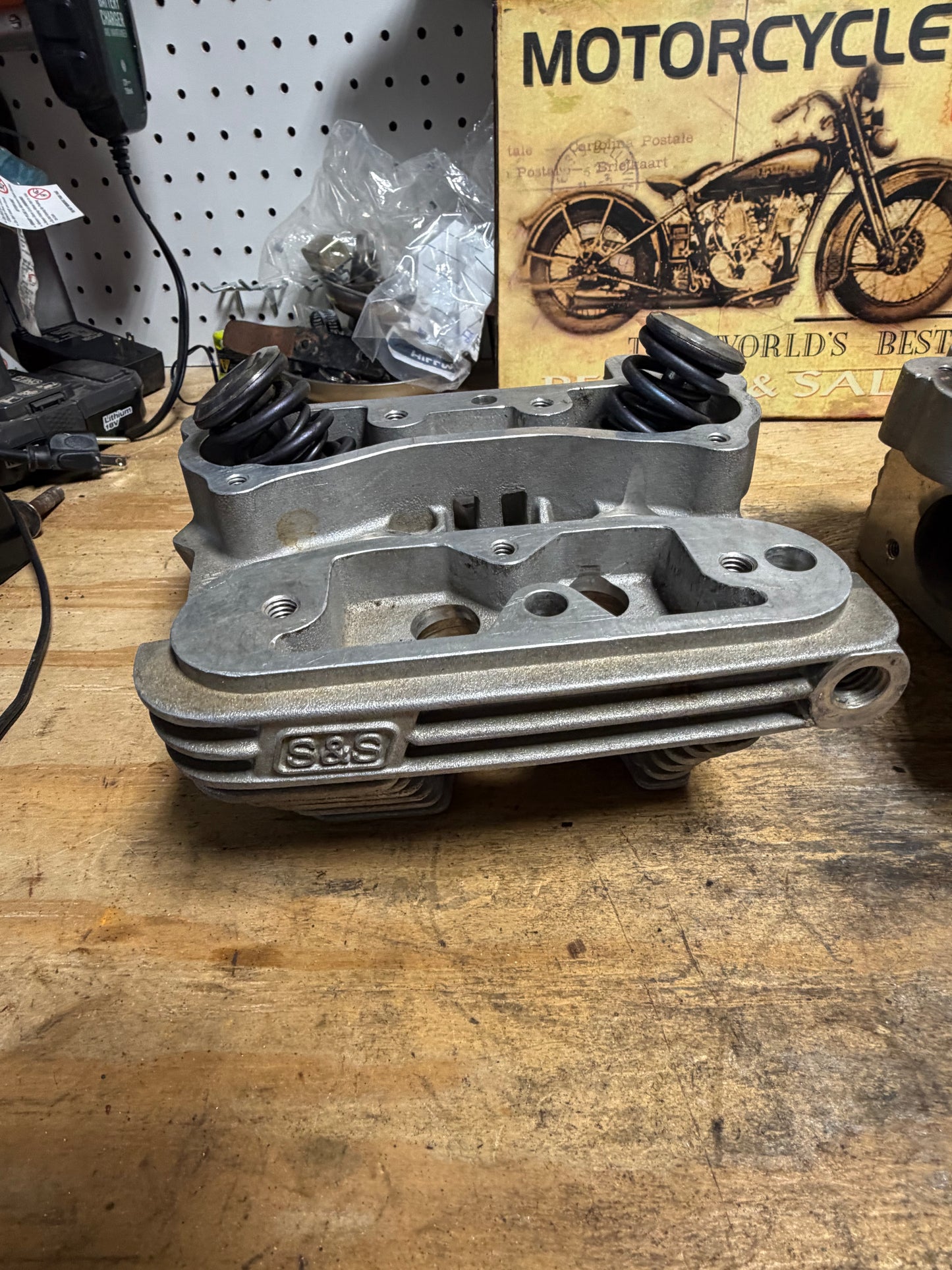 S&S Super Stock Evo Big Twin Cylinder Heads Pair 90-1000F 90-1000R