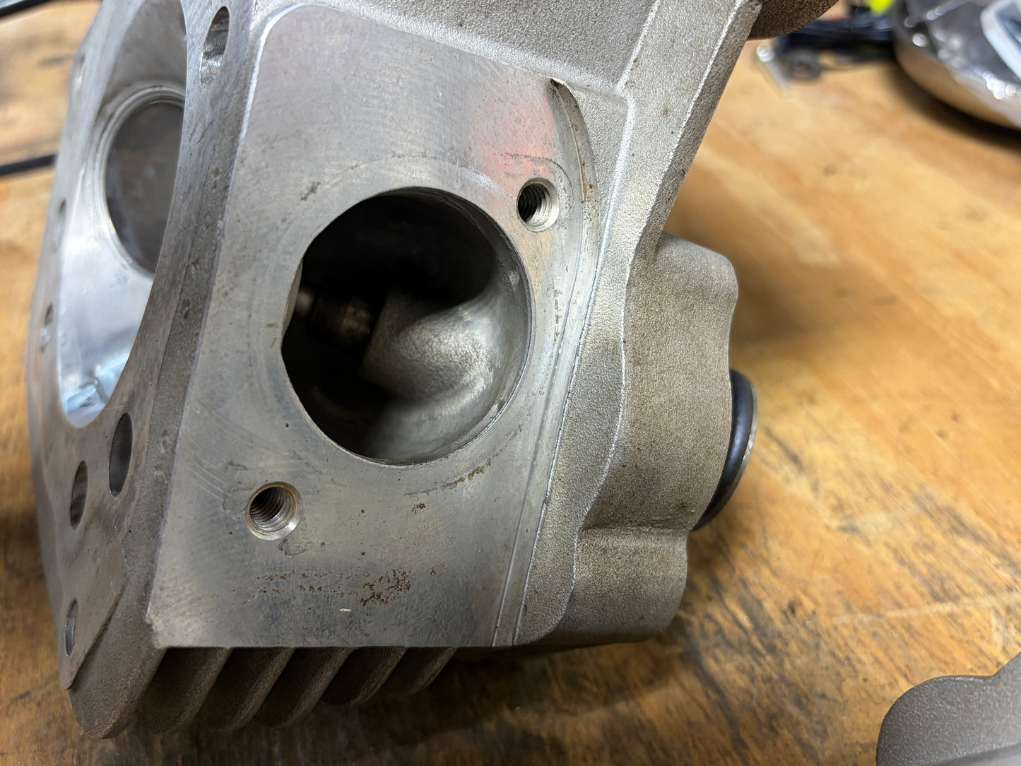 S&S Super Stock Evo Big Twin Cylinder Heads Pair 90-1000F 90-1000R