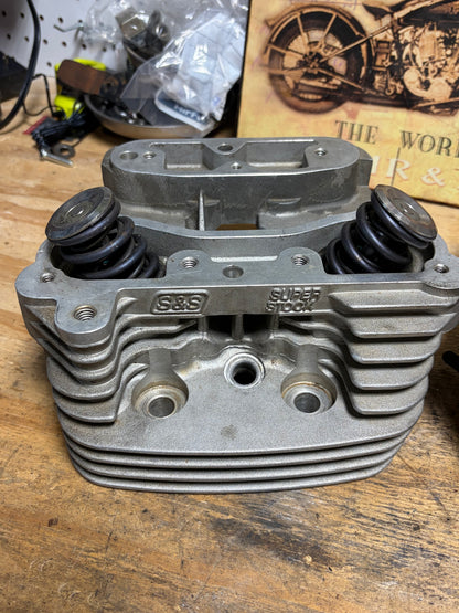 S&S Super Stock Evo Big Twin Cylinder Heads Pair 90-1000F 90-1000R