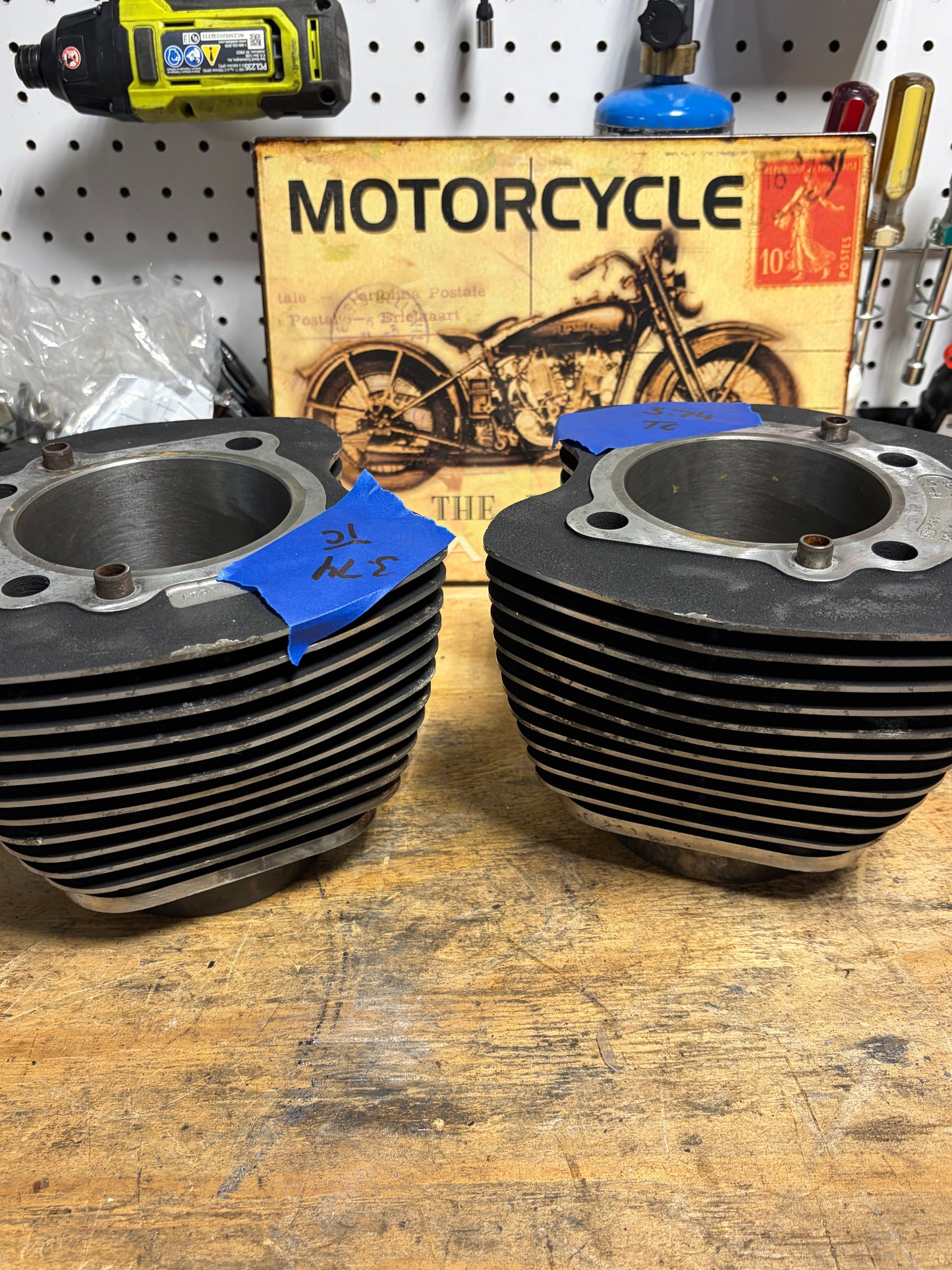 Harley OEM Twin Cam Cylinder Jug Set 16593-99 3.75 Bore Take-Off