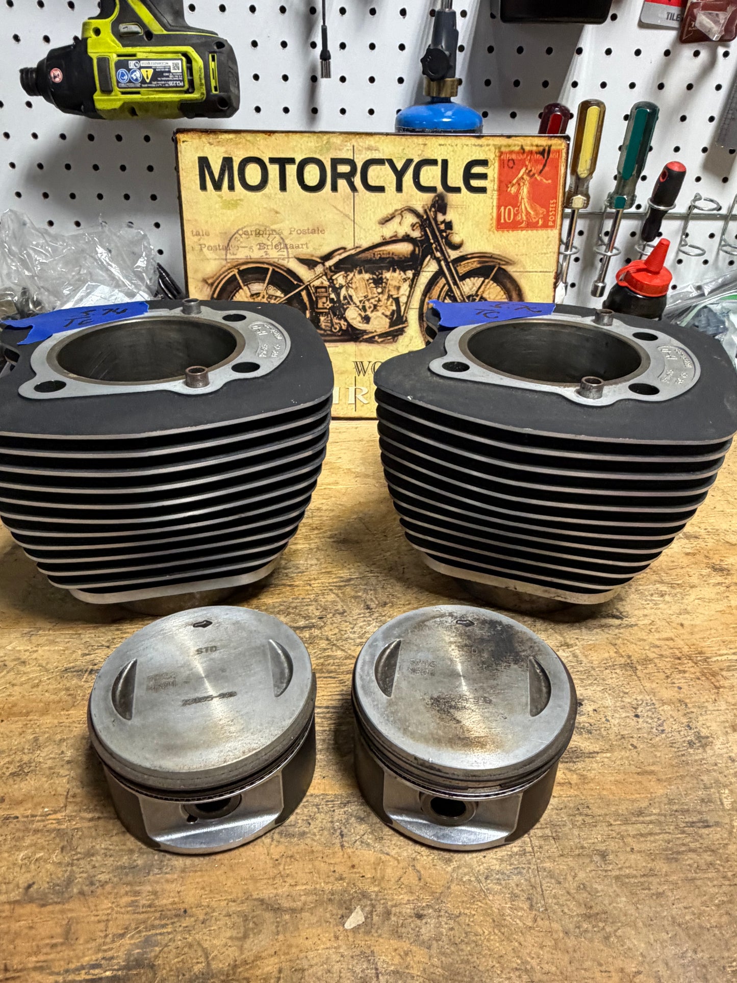 Harley OEM Twin Cam Cylinders Pistons Set 16593-99 3.75