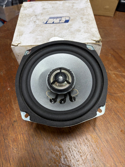 Hogtunes 902.2-AA 2 Ohm Front Speaker Harley Touring 2006-11 Used