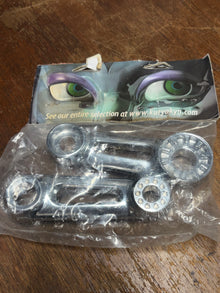 NOS Kuryakyn 4060 Ergo II Short Arms 4.5in Chrome Pair Highway Peg