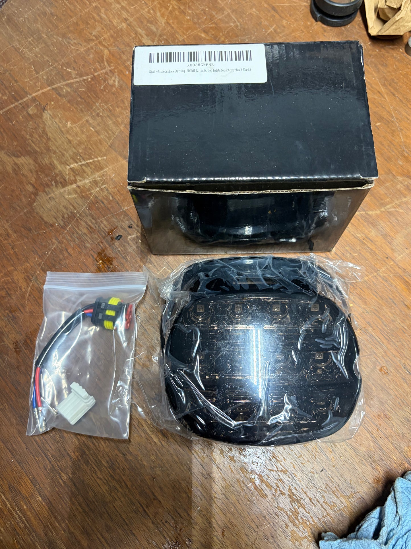 New Smoked LED Harley Tail Light Aftermarket X0038GKFNB Open Box