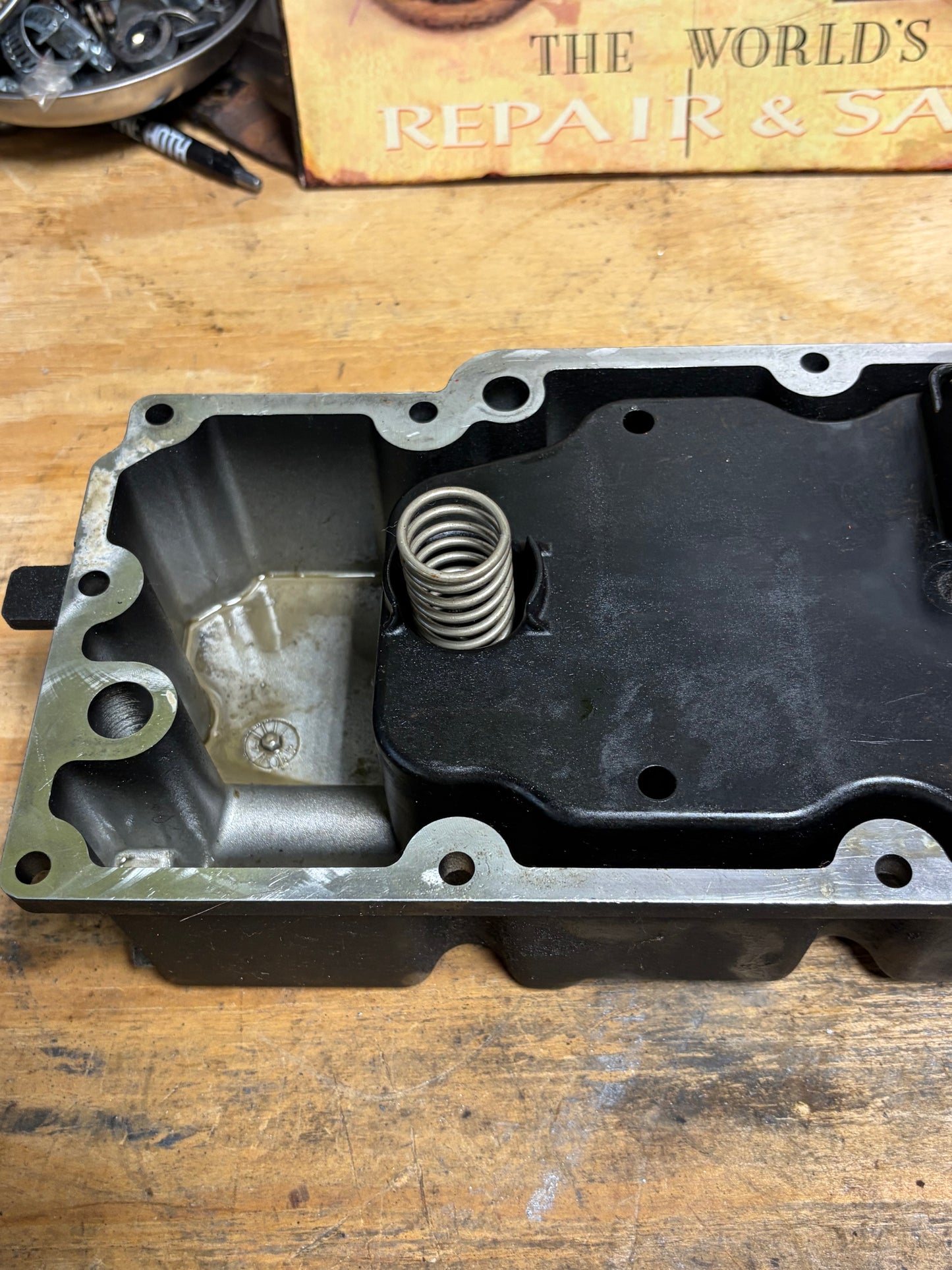 Harley OEM Touring Oil Pan Baffle 62711-99 62830-99 1999-2006 Used