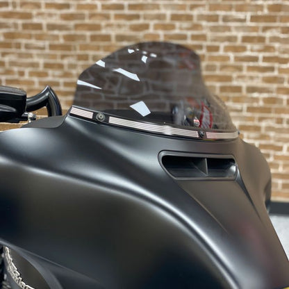 Harley '14+ Touring Contrast Cut Billet Windshield Trim in Black on bike