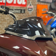 Harley '15+ Road Glide Hollow Cut Billet Windshield Trim | Chrome on bike