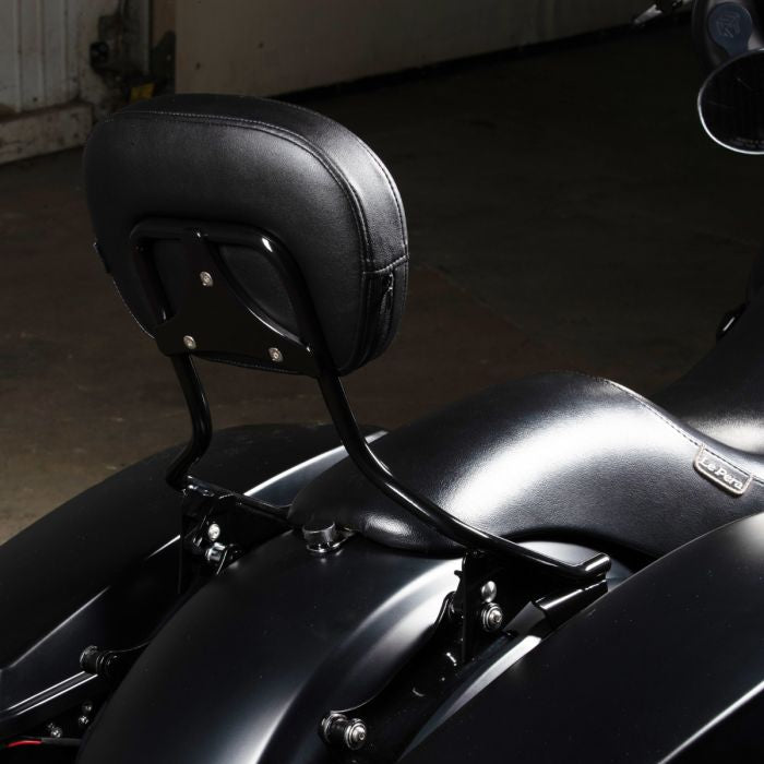 Detachable Harley-Davidson® Sissy Bar backrest on Street Glide from HOGWORKZ®