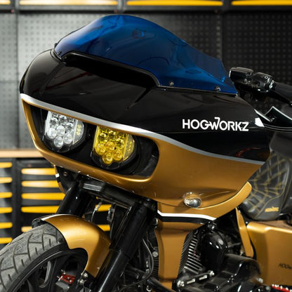 Blue HOGWORKZ® Flowz™ 7" Windshield for Harley® Road Glide on bike