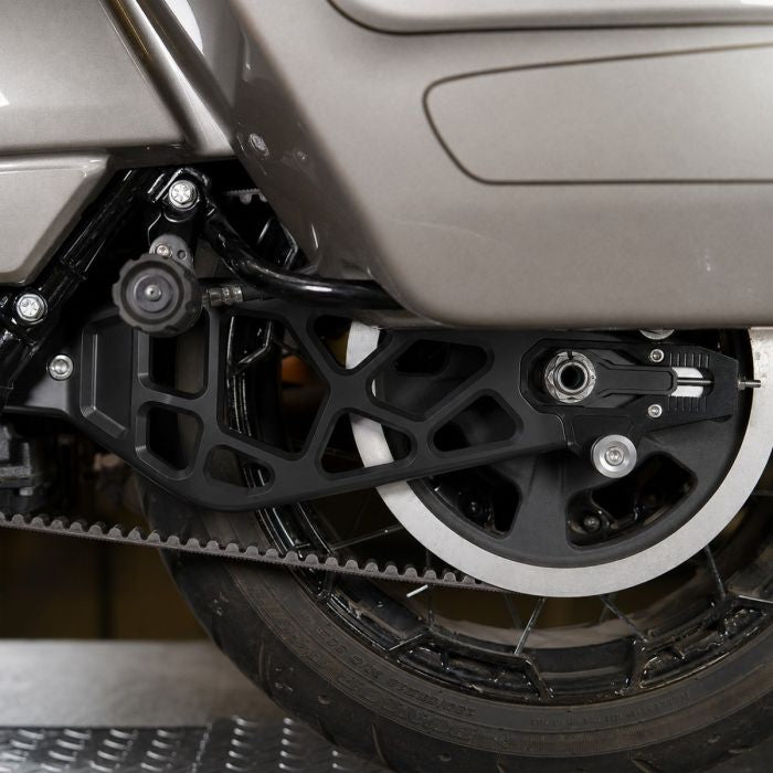 HOGWORKZ® Black Performance Billet Aluminum Swingarm Kit on Harley® Touring