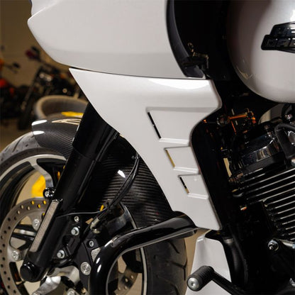 White Onyx Pearl Fairing Spoiler Kit for Harley® Road Glide side