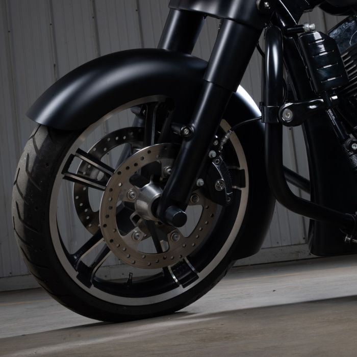 denim black wrapped 19" harley davidson front fender on street glide