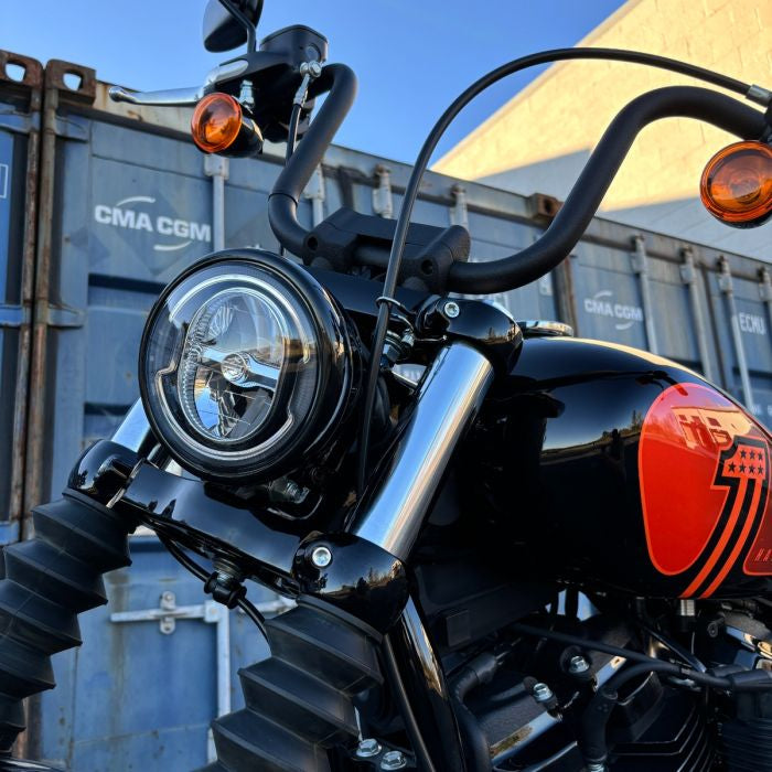 harley 5.75" black headlight trim