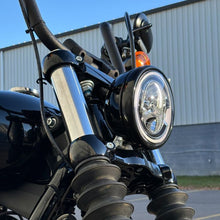 harley 5.75" black headlight trim ring