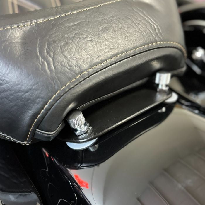 hogworkz solo seat bolts