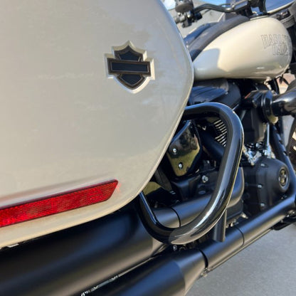 Black Saddlebag Guards for Harley® Low Rider ST from HOGWORKZ close up