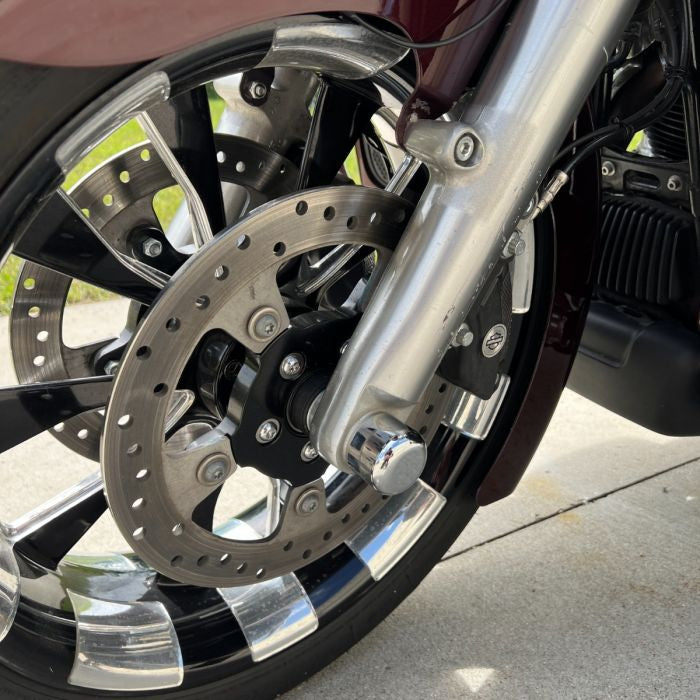 Harley® Front Axle Nut Cover smooth Chrome from HOGWORKZ
