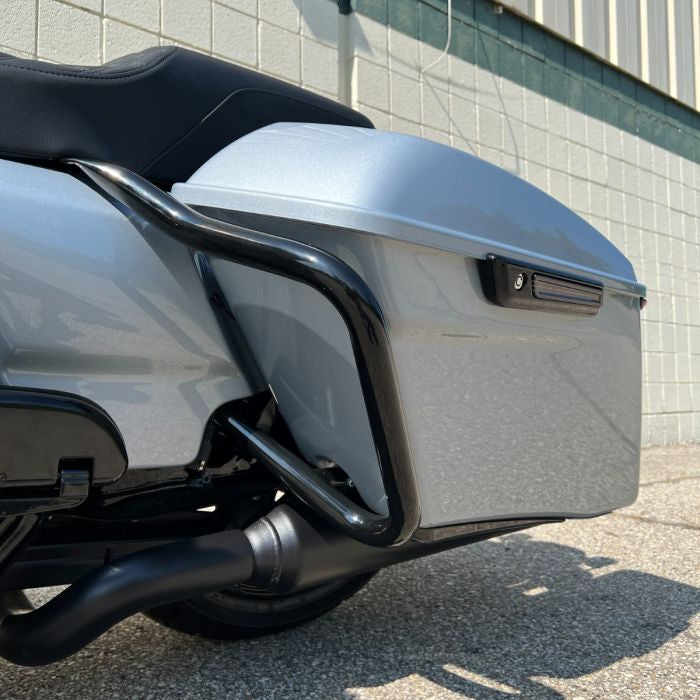 Harley® Touring Saddlebag Guards in Black from HOGWORKZ® on atlas silver street glide