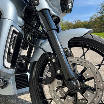 Atlas Silver Color-Matched Oil Cooler Cover on Street Glide side