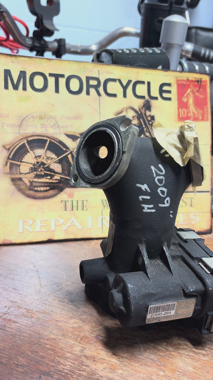 2009 Harley-Davidson Throttle Body 27685-08A w/ Intake Brackets Used